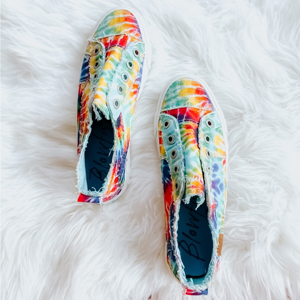 Blowfish Malibu Play Shoes • Rainbow Tie Dye Canvas